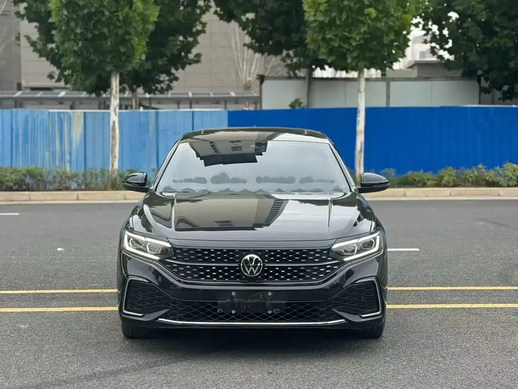 Volkswagen Passat 2021