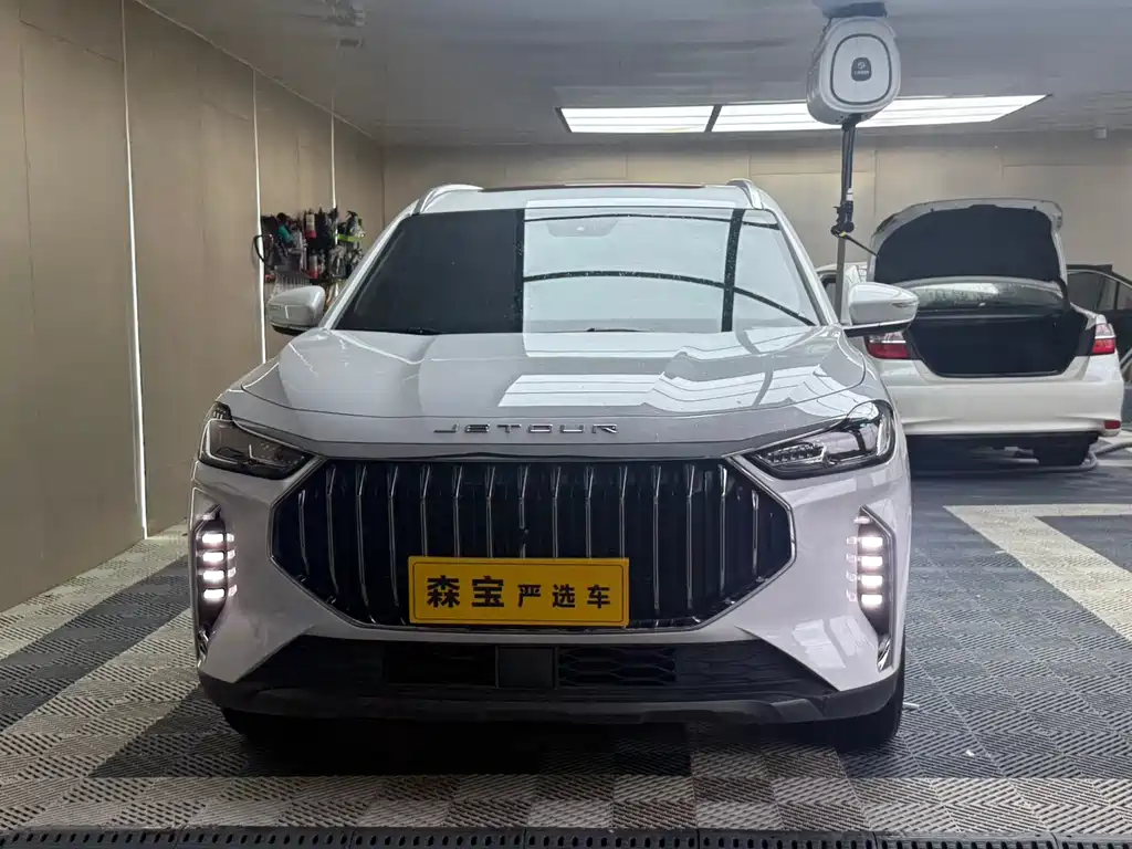Jetour X70 PLUS 2025
