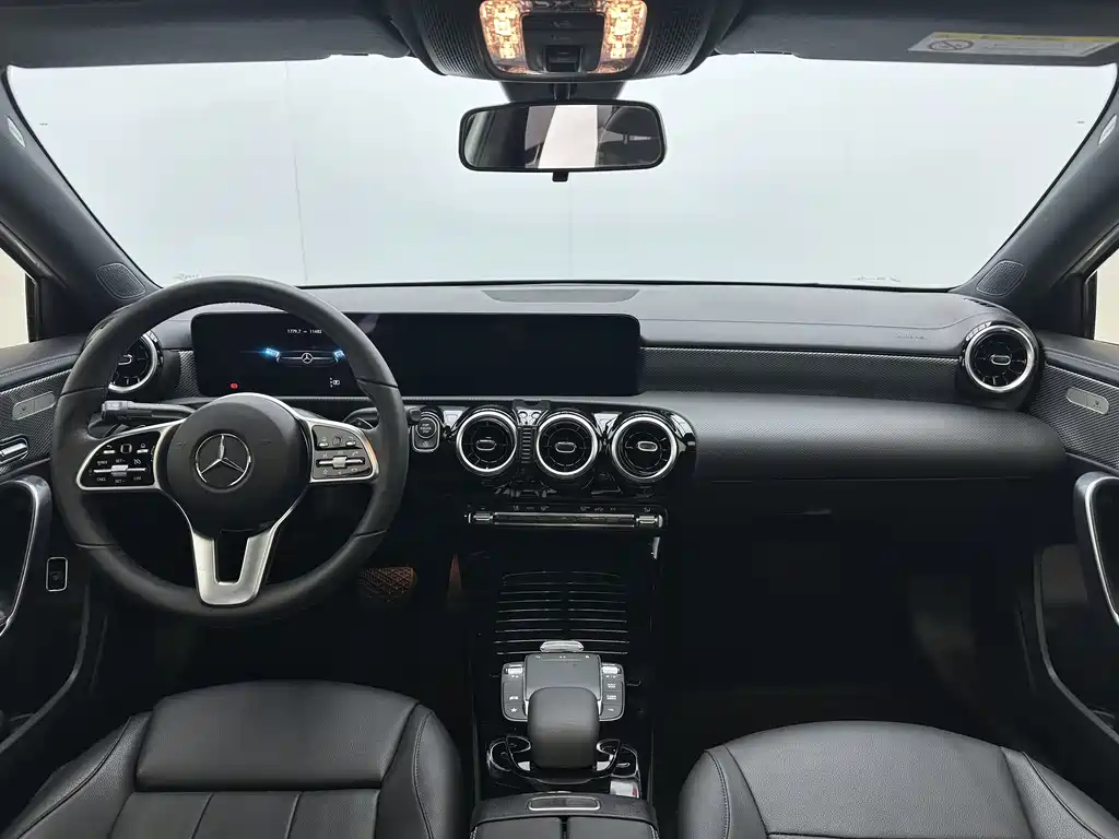 Mercedes-Benz A-Class 2022