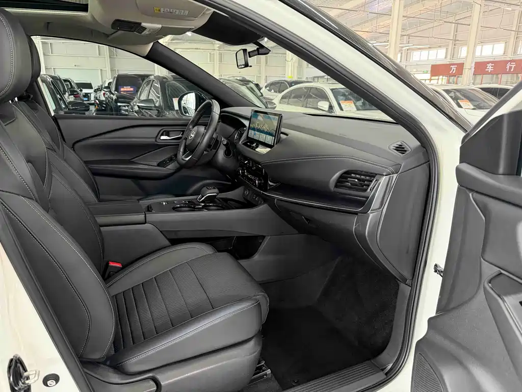 Nissan Qashqai 2023 — фото 18