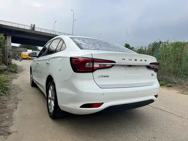 Roewe i5 2020