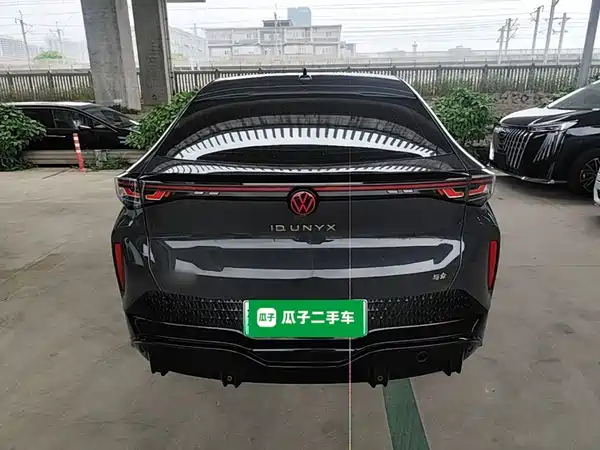 Volkswagen Distinctive 06 2025