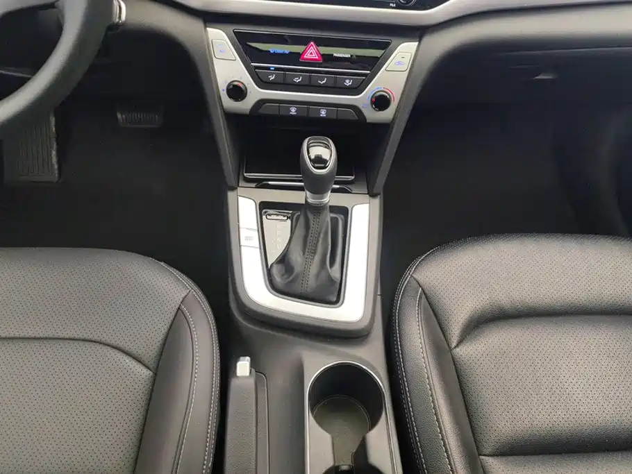 Hyundai Celesta 2016 — фото 16