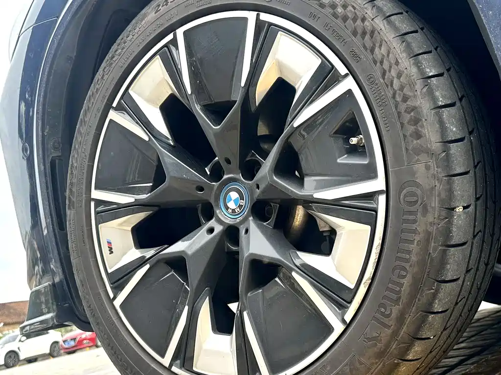 BMW iX3 2022 — фото 14