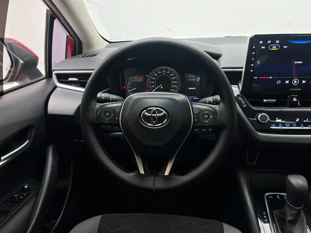 Toyota Corolla 2021 — фото 18