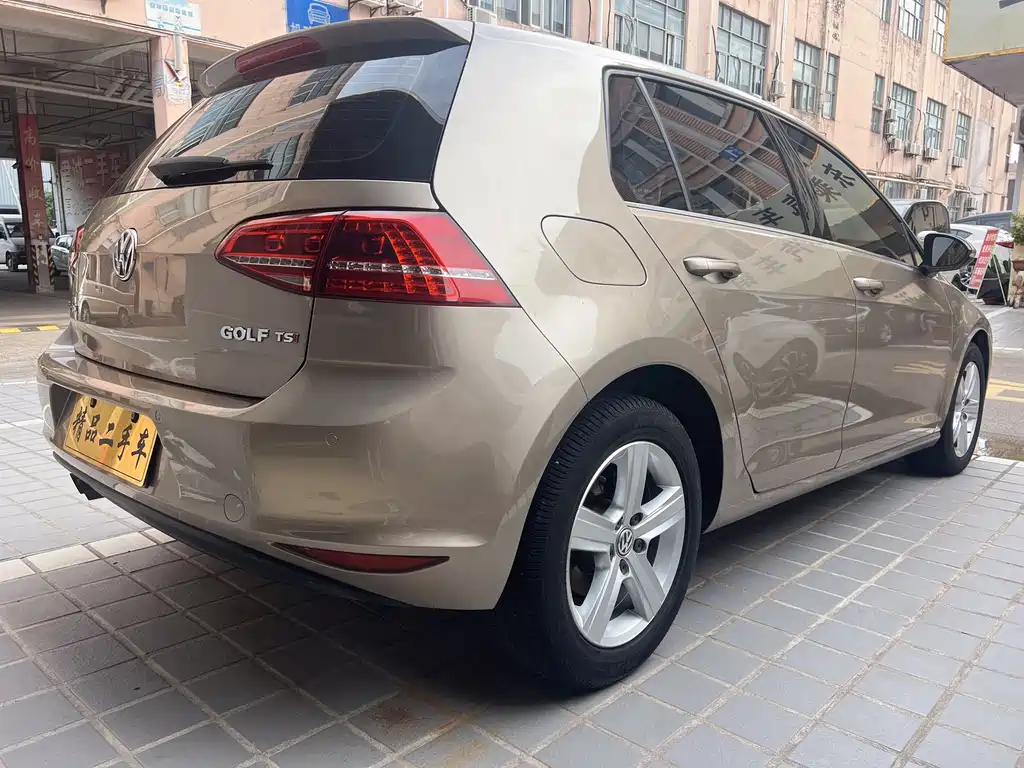 Volkswagen Golf 2015