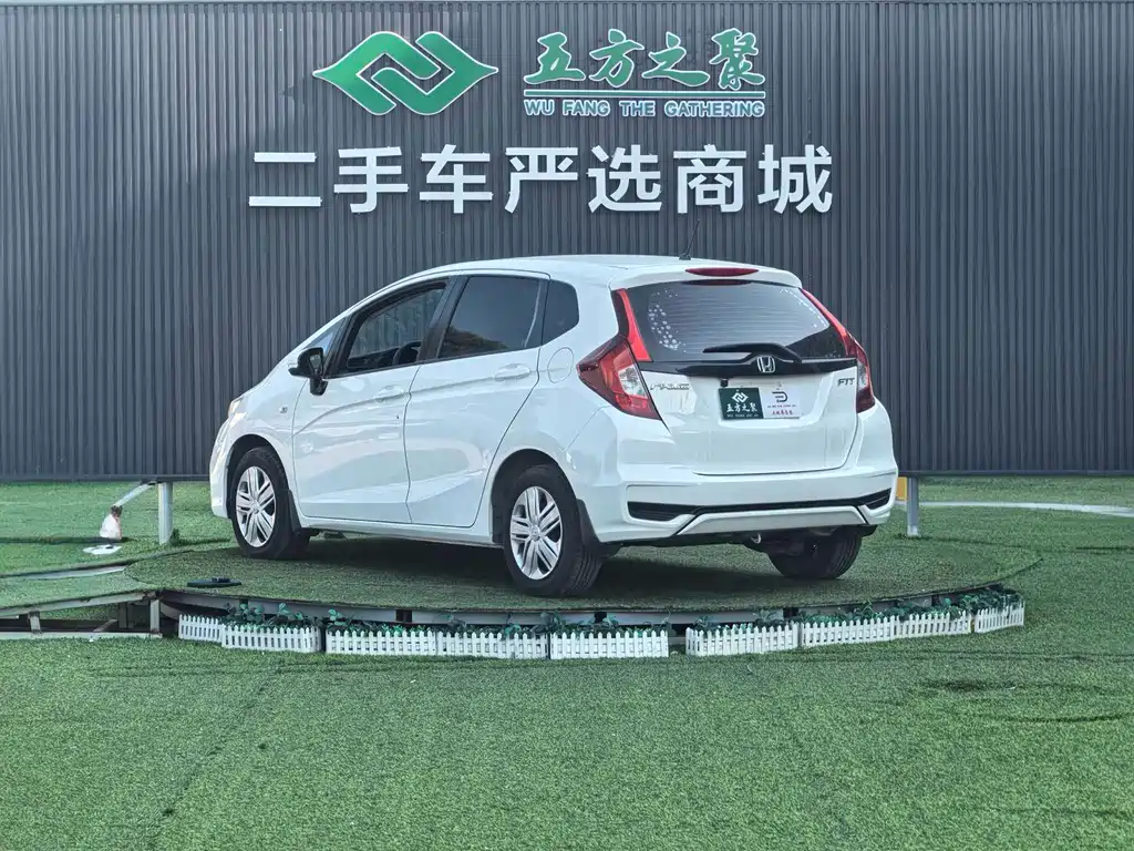 Honda Fit 2018 — фото 18