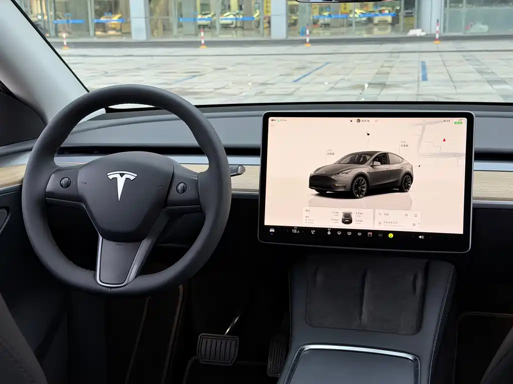 Tesla Model Y 2022 — фото 12