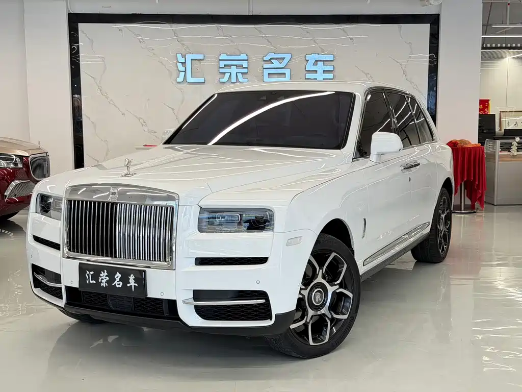 Rolls-Royce Cullinan 2021 — фото 1