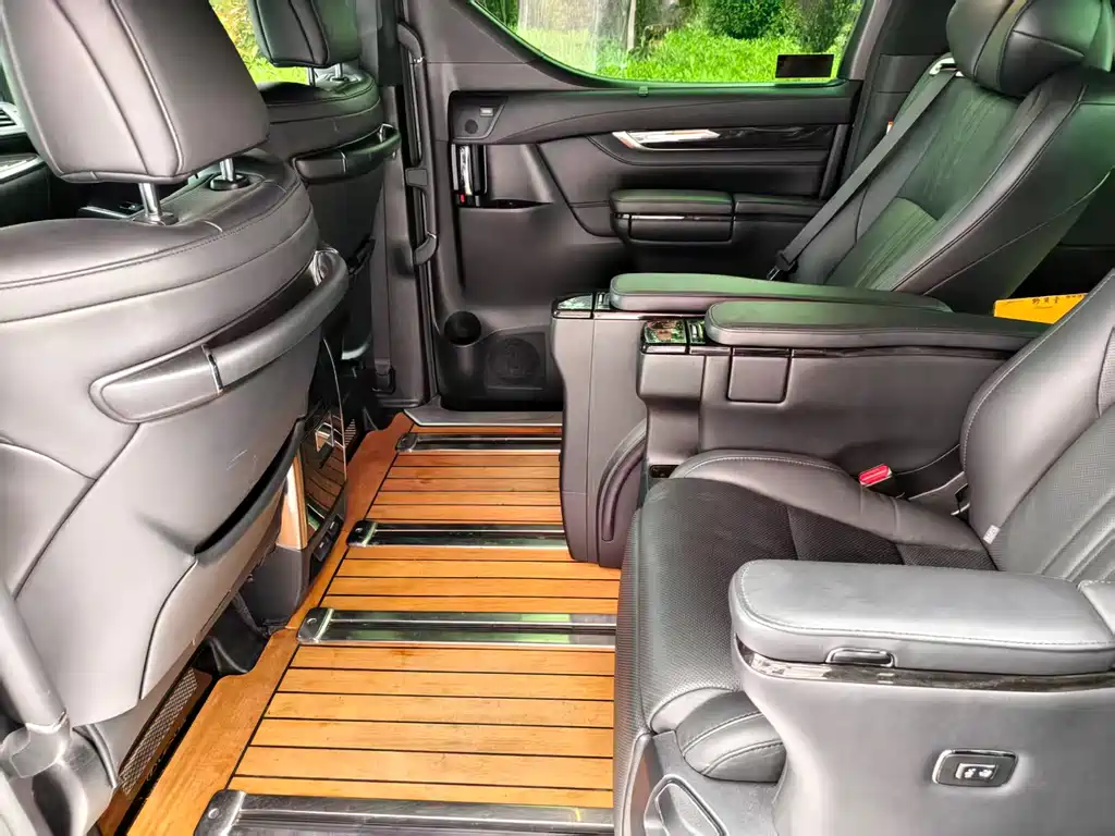 Toyota Vellfire 2019 — фото 7
