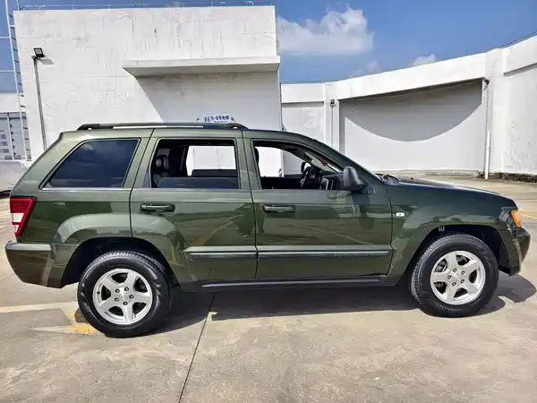 Jeep Grand Cherokee 2011