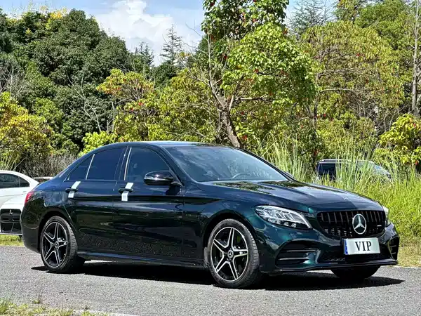 Mercedes-Benz C-Class 2021