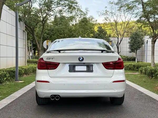 BMW 3 Series GT 2018
