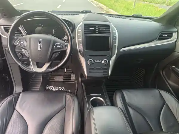 Lincoln MKC 2018