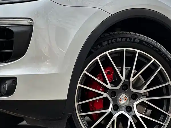Porsche Cayenne 2015