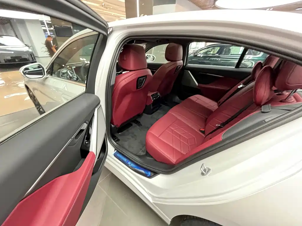 BMW 5 Series 2026