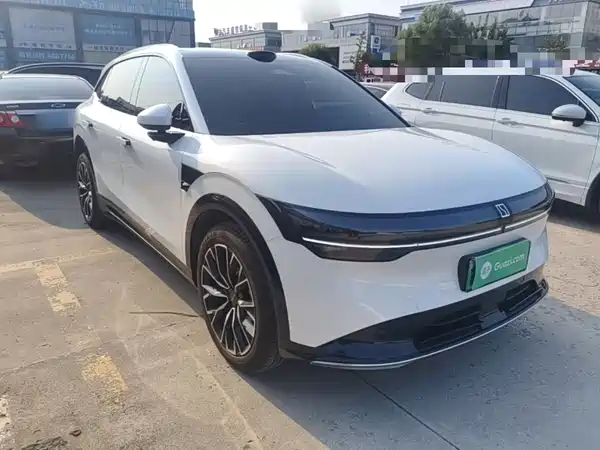 Zeekr 7X 2025