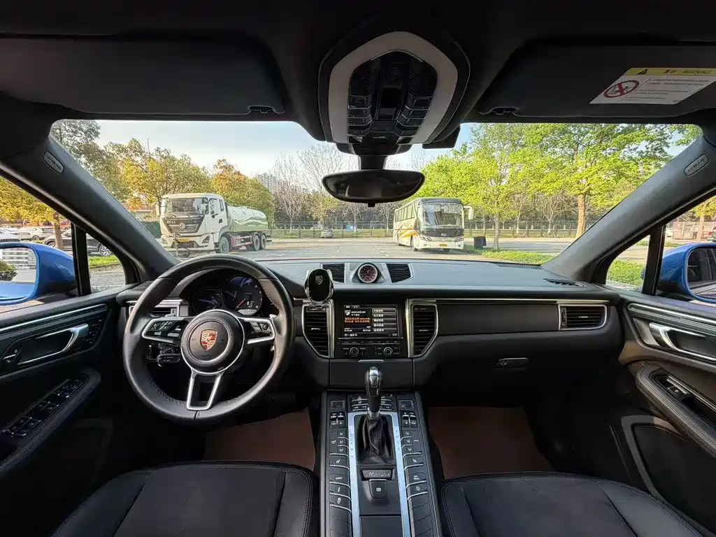 Porsche Macan 2015 — фото 6