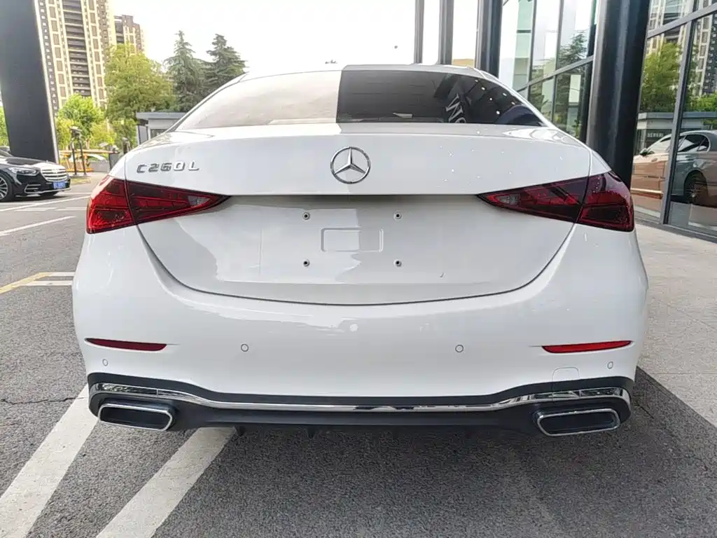 Mercedes-Benz C-Class 2025