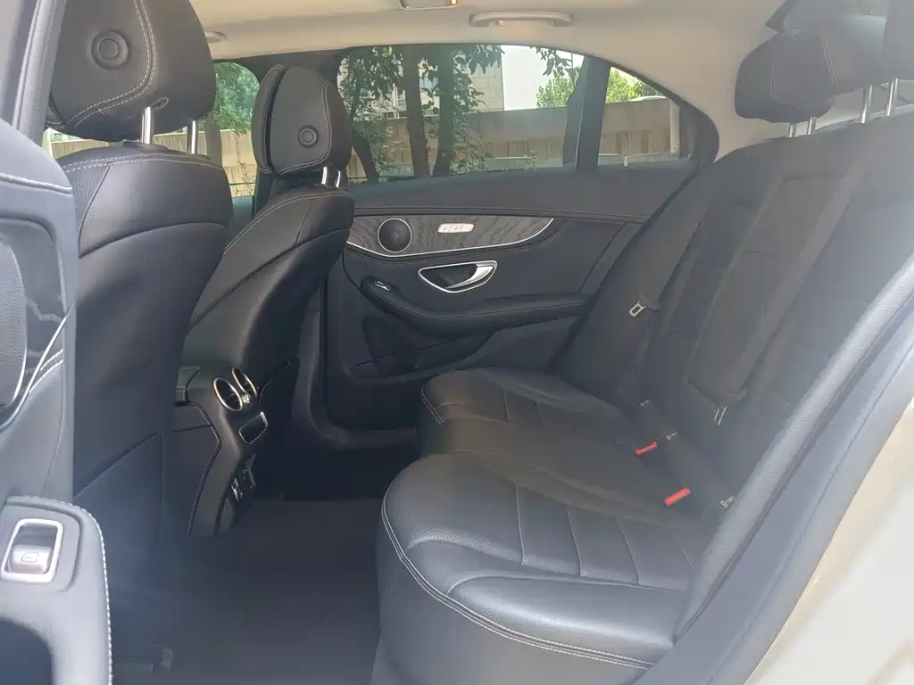 Mercedes-Benz C-Class 2020 — фото 11