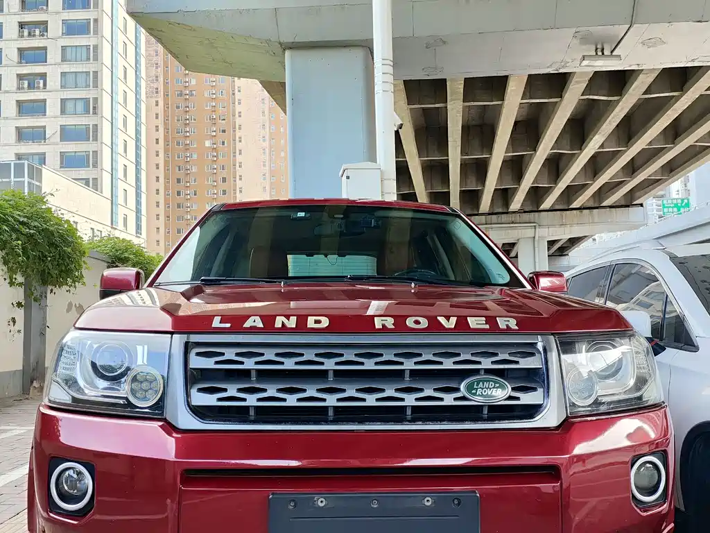 Land Rover Freelander 2 2013 — фото 24