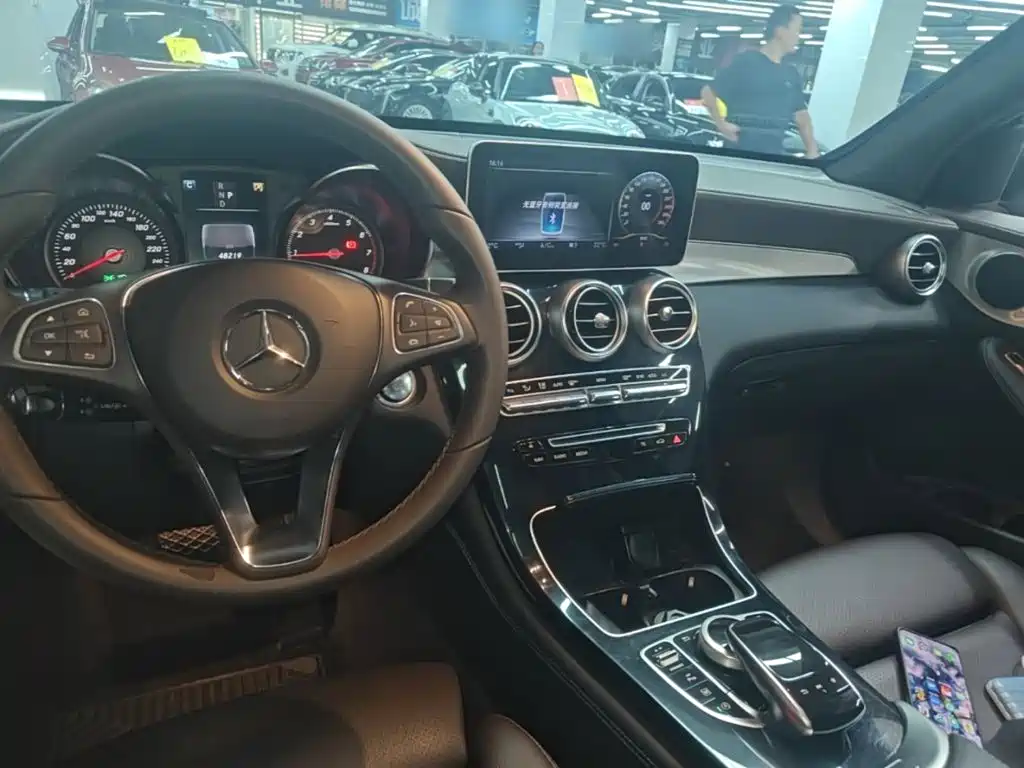 Mercedes-Benz GLC 2019 — фото 10