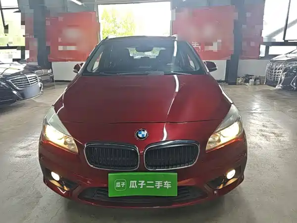 BMW 2 Series Wagon 2015