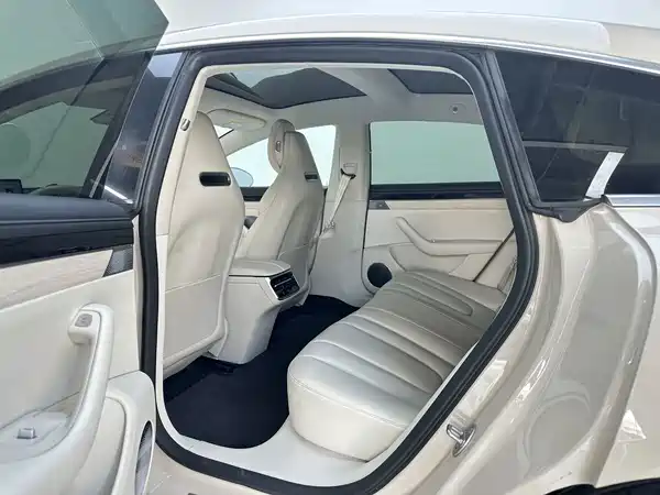 Luxeed S7 2025