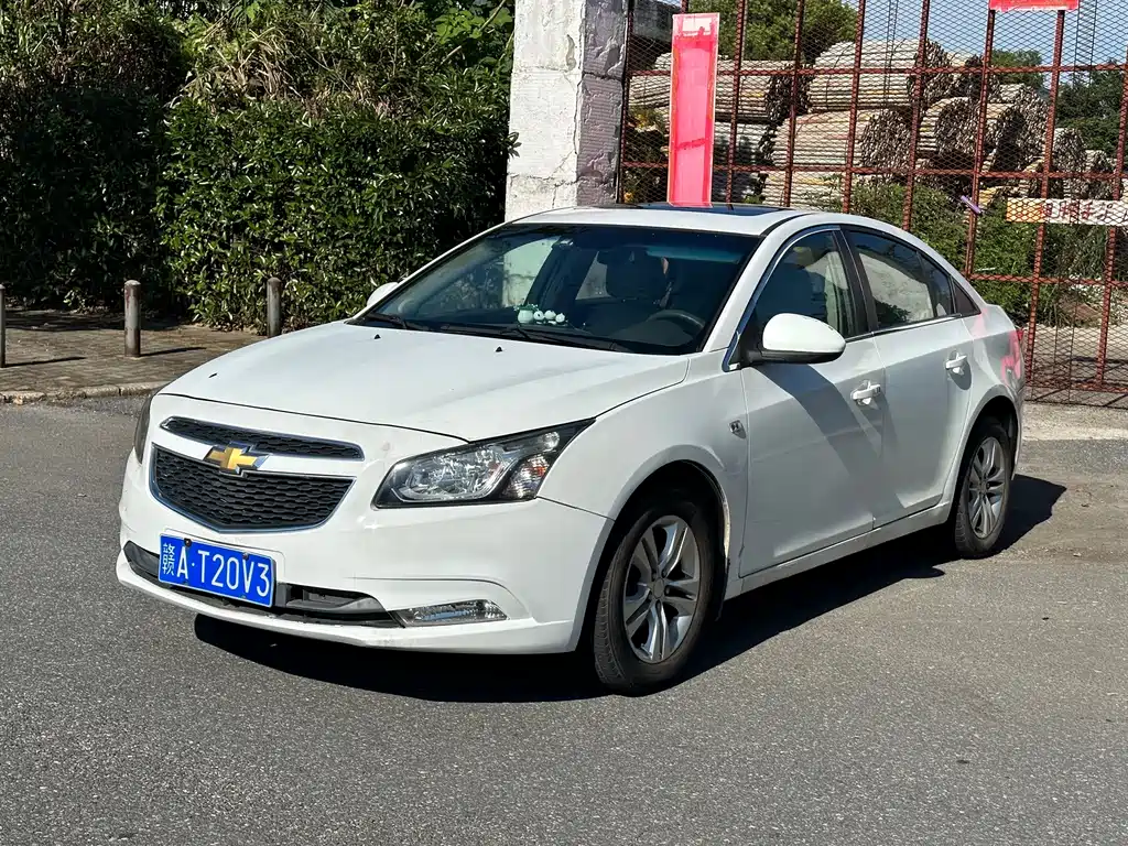 Chevrolet Cruze 2015 — фото 1