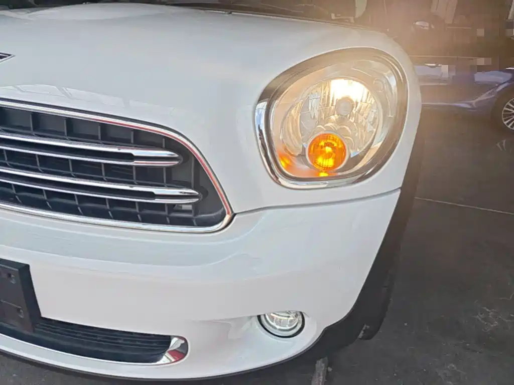 MINI Countryman 2016 — фото 24