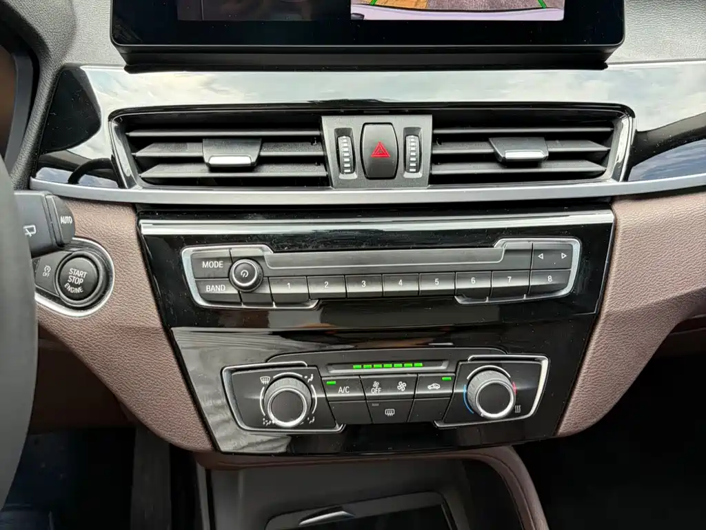 BMW X1 2020 — фото 12