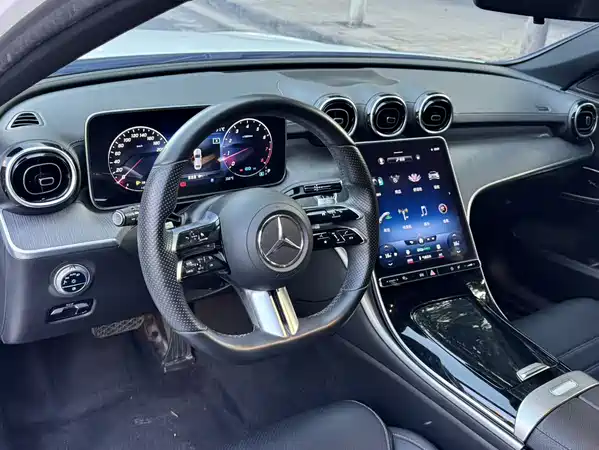 Mercedes-Benz C-Class 2022