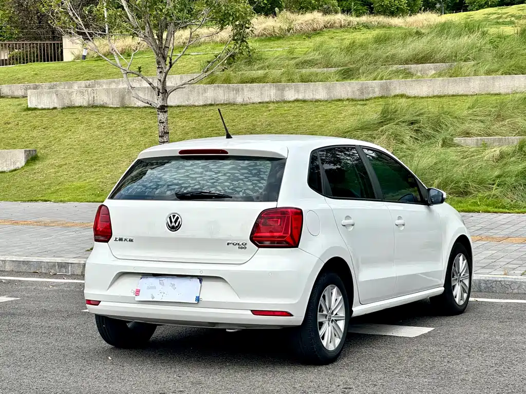 Volkswagen Polo 2015