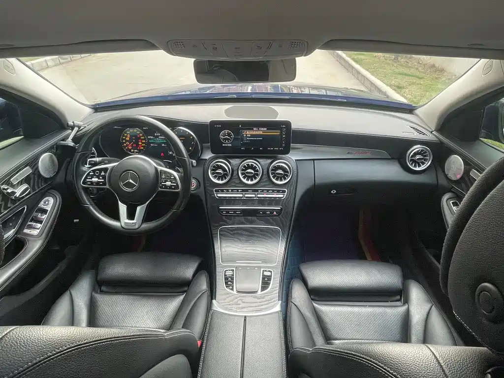Mercedes-Benz C-Class 2019 — фото 10