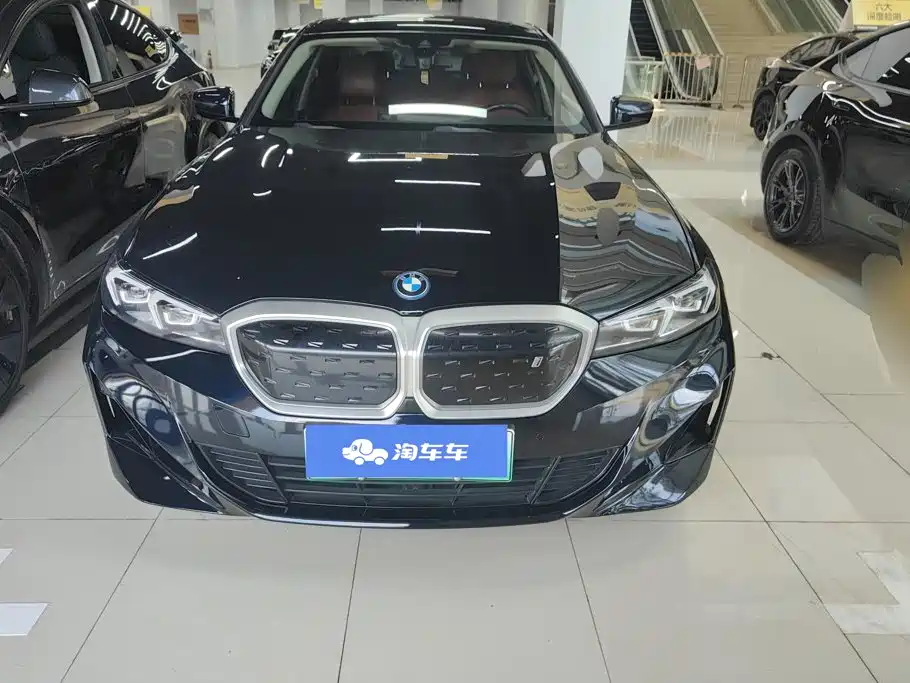 BMW i3 2023