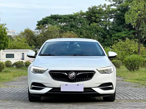 Buick Regal 2020