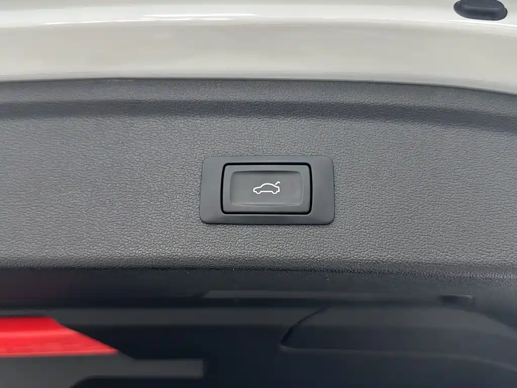 Audi A3 2022 — фото 15