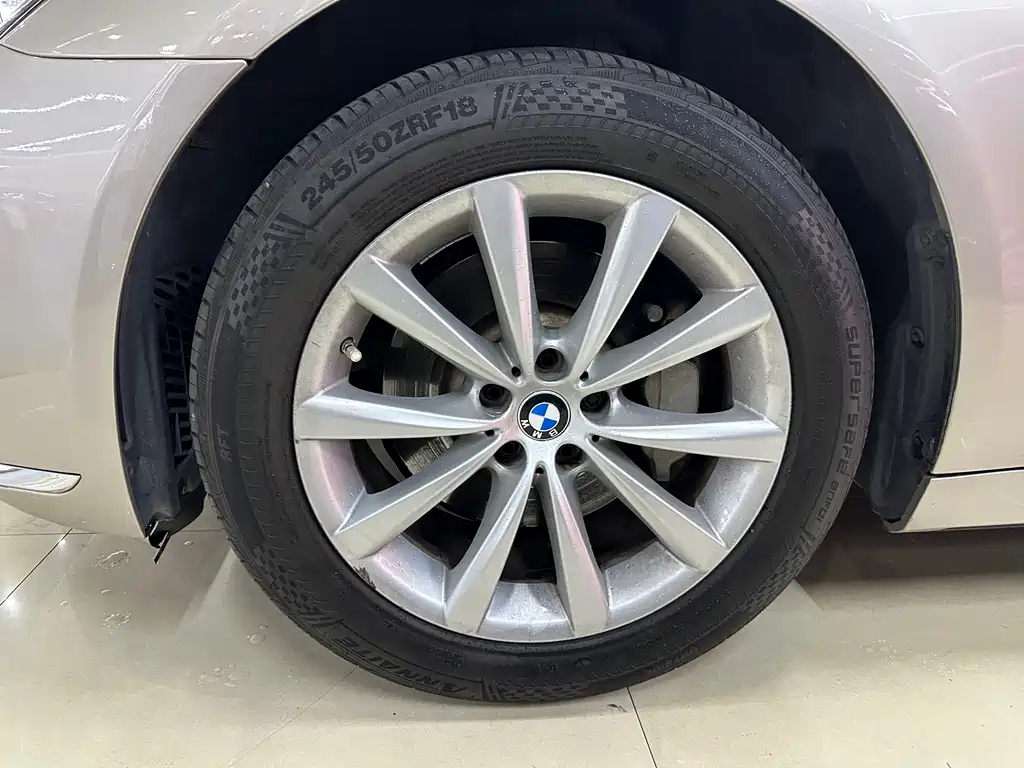 BMW 7 Series 2017 — фото 19