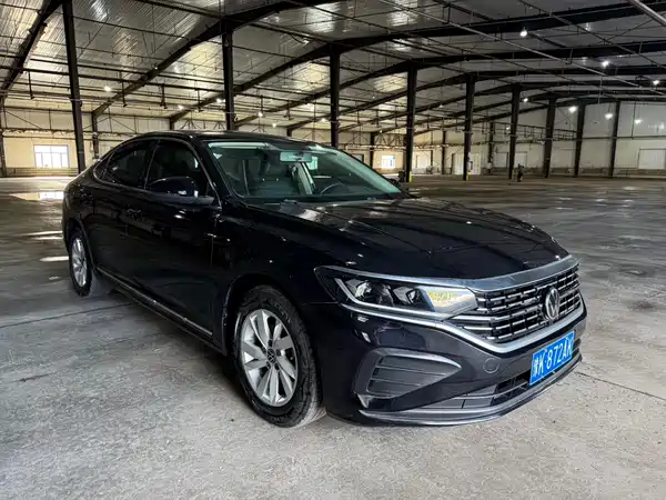 Volkswagen Passat 2023