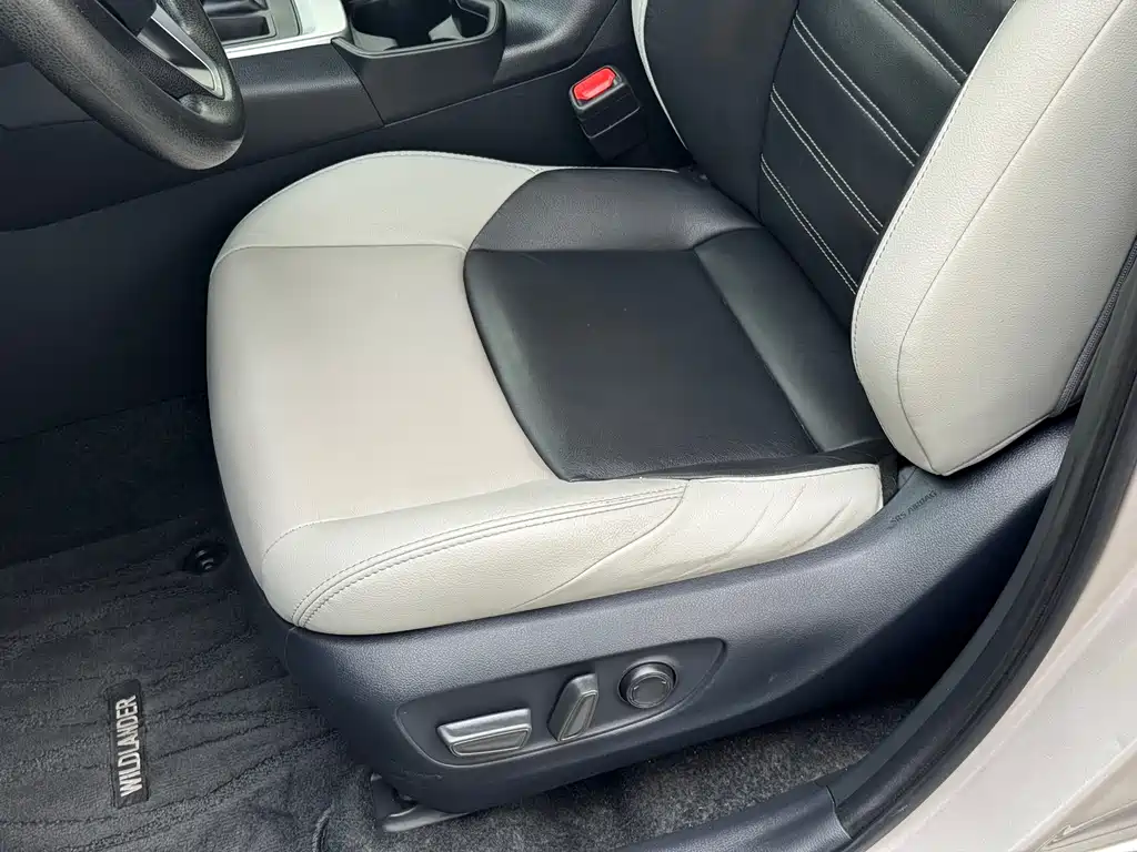 Toyota Wildlander 2020 — фото 12