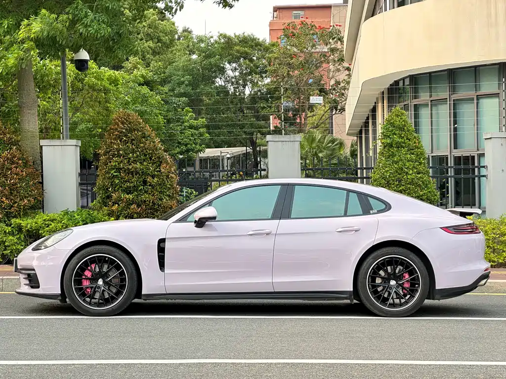 Porsche Panamera 2017 — фото 7