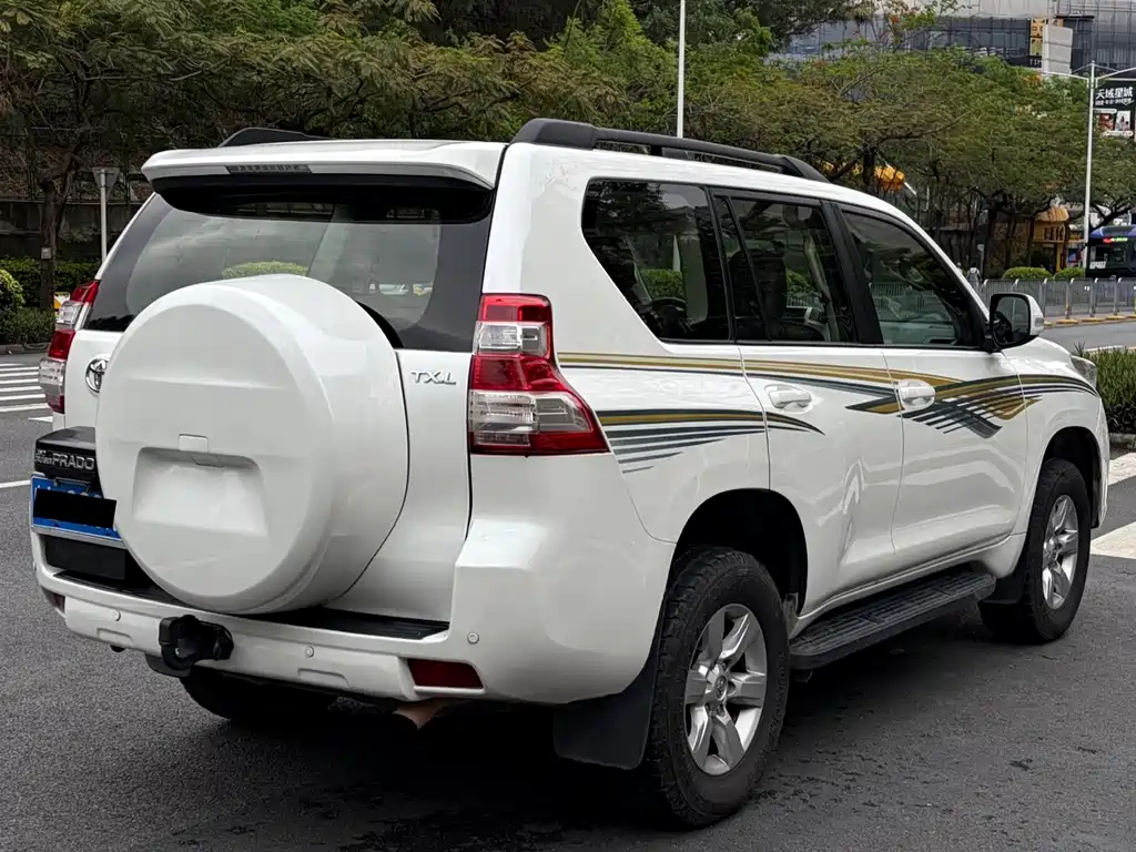 Toyota Prado 2018 — фото 4