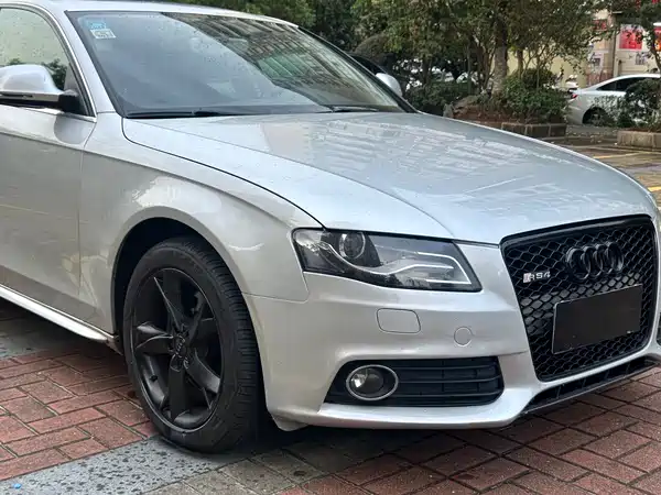 Audi A4L 2010