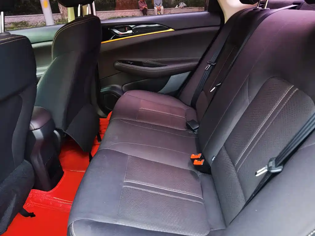 Changan Eado DT 2018 — фото 10