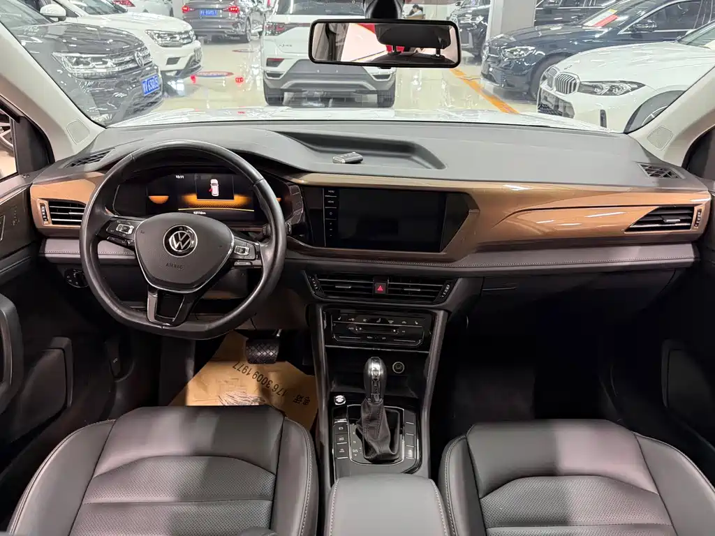 Volkswagen Tharu 2022