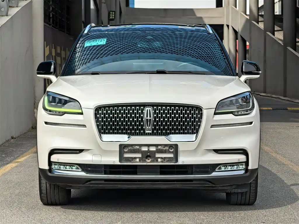 Lincoln Aviator 2021 — фото 2