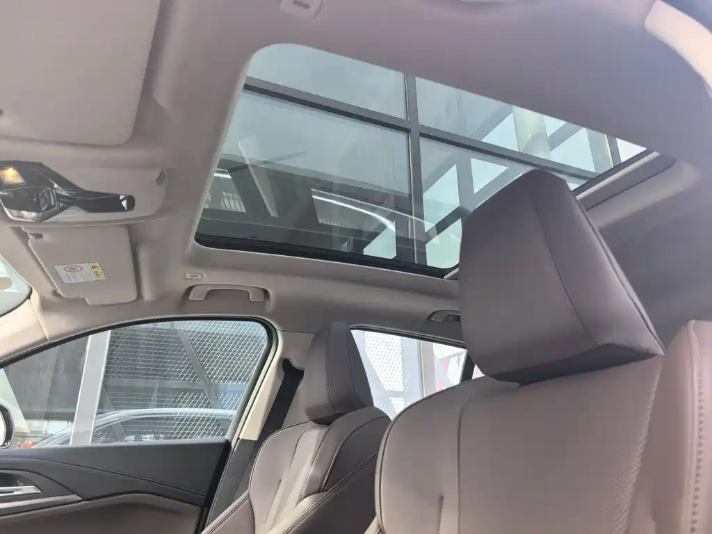 BMW X2 2025 — фото 10