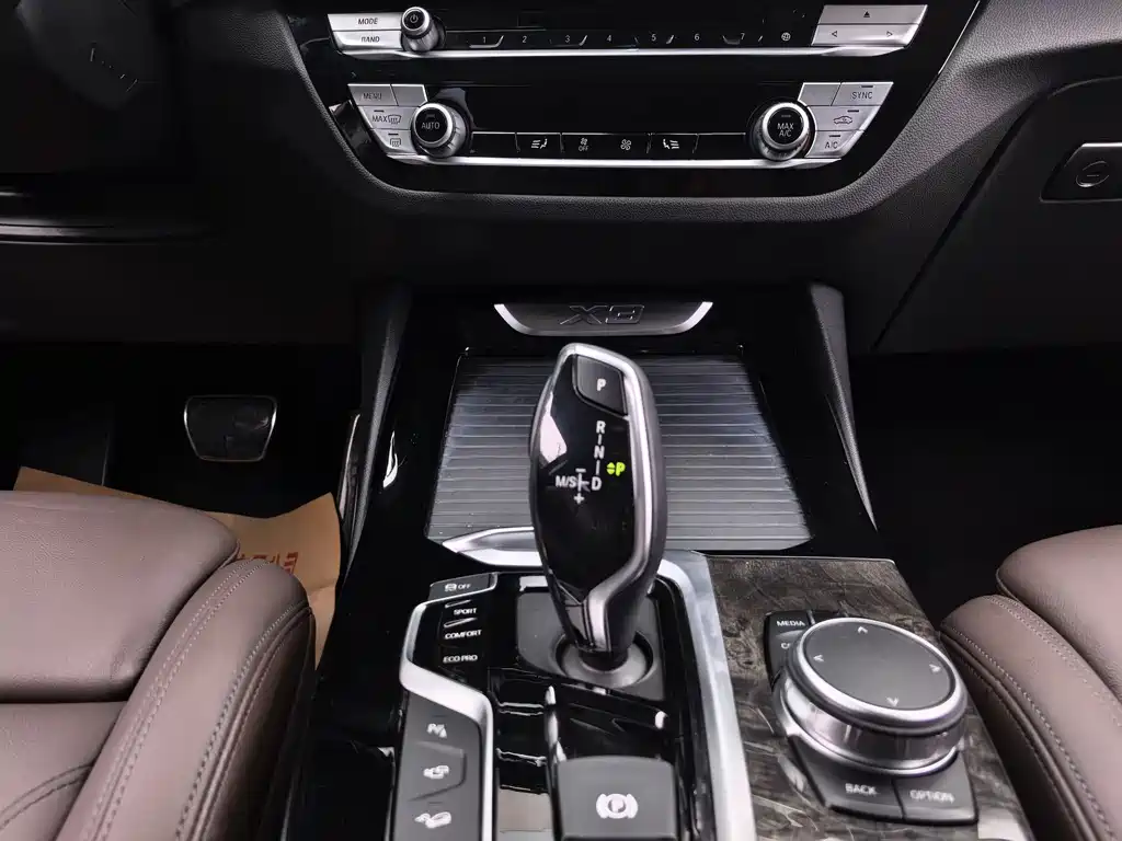 BMW X3 2019 — фото 9