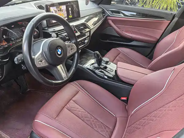 BMW 5 Series 2023