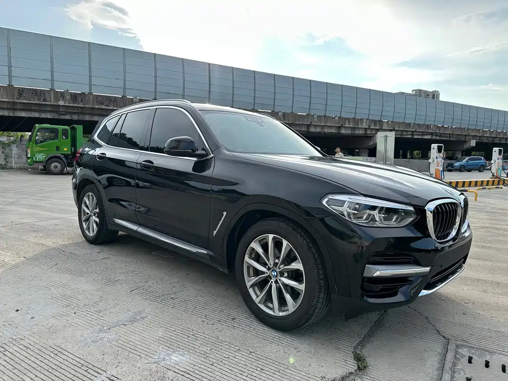 BMW X3 2021